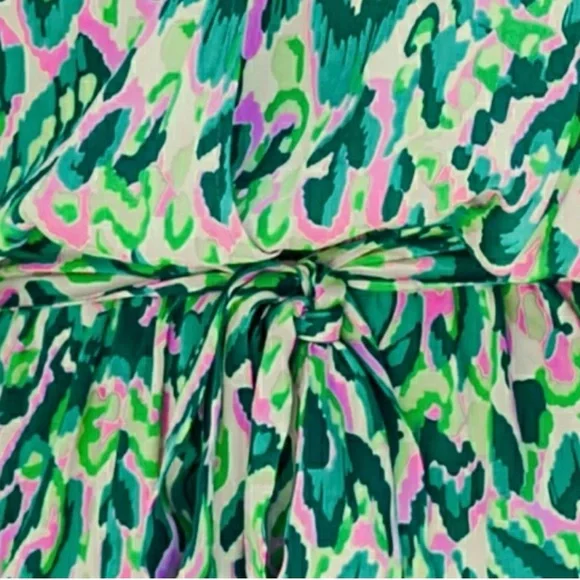 Cupshe Green Women's Lace Up Leopard Print Romper Size Medium NWT - Picture 4 of 9